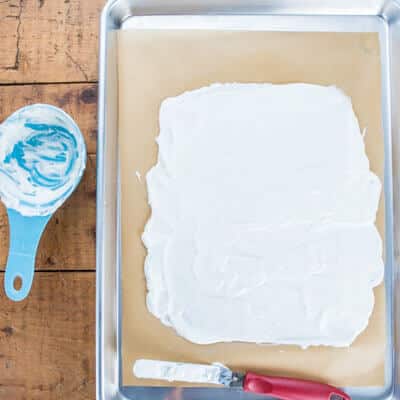 baking sheet with parchment paper and Spreadout Greek yogurt